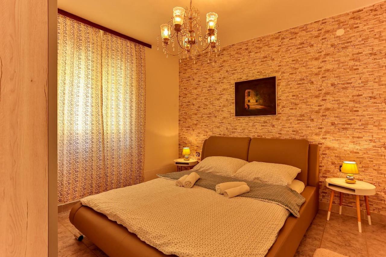 Apartments Dora Victoria Dream Medulin Kültér fotó