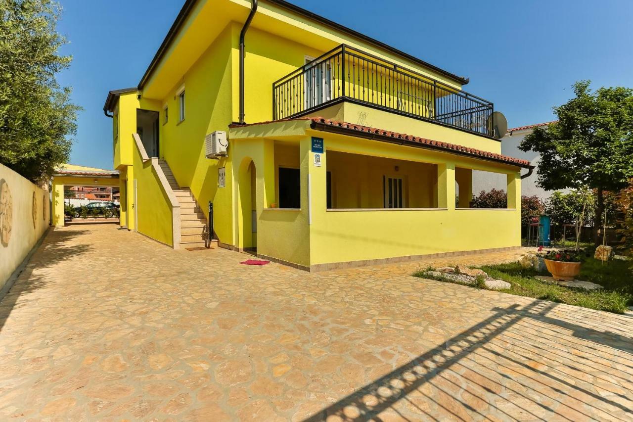 Apartments Dora Victoria Dream Medulin Kültér fotó